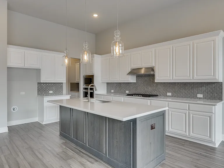 708 Blueberry Way — Photo 12