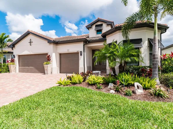 6919 Cocoplum St, Naples, FL 34114