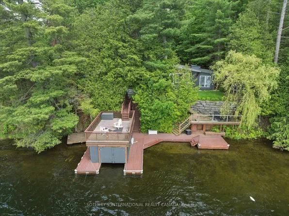 1030 Cobble Rose Ln, Minden Hills, ON K0M 2L1
