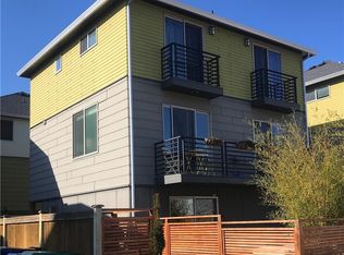 3038 61st Ave SW, Seattle, WA 98116