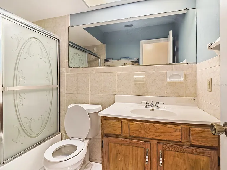 1321 N Hart Blvd — Photo 7