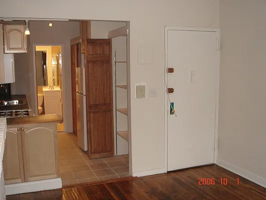 Rented by Chartwell Manhattan Realty | media 36