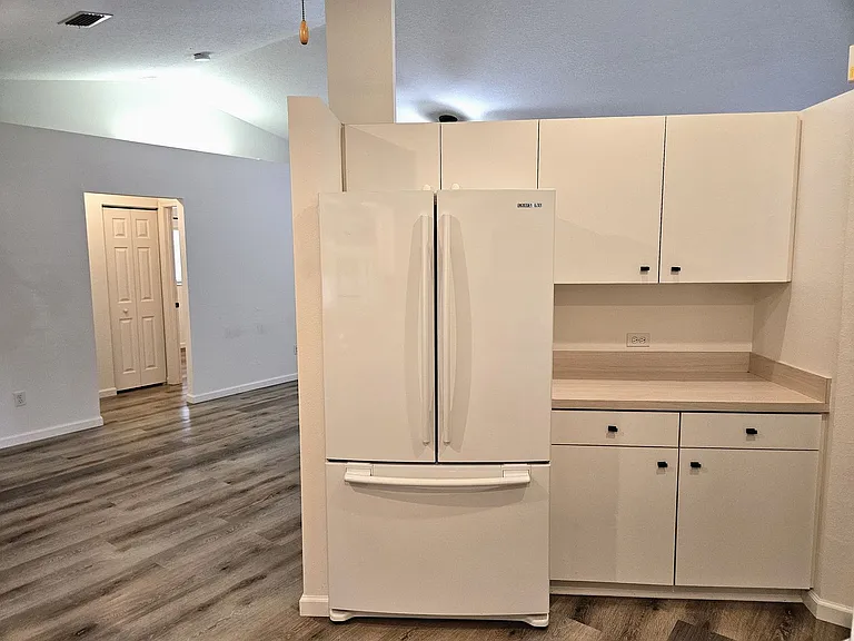 1088 Panda Rd — Photo 7