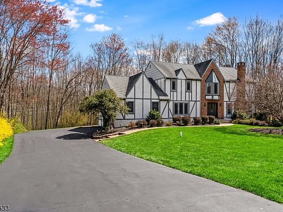 2nd image of 5 Darnay Rd
