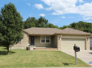 2601 Wild Rose Ln, Sedalia, MO 65301