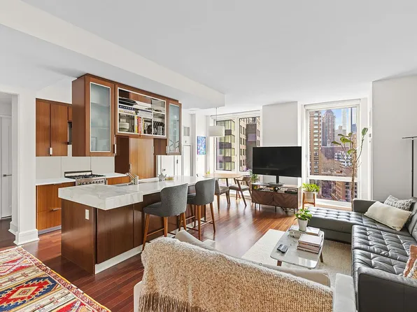 60 Riverside Blvd APT 1408, New York, NY 10069