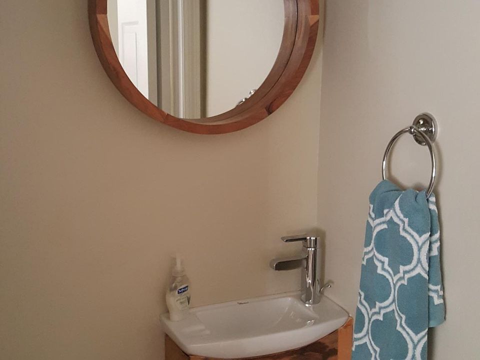 1/2 bath
