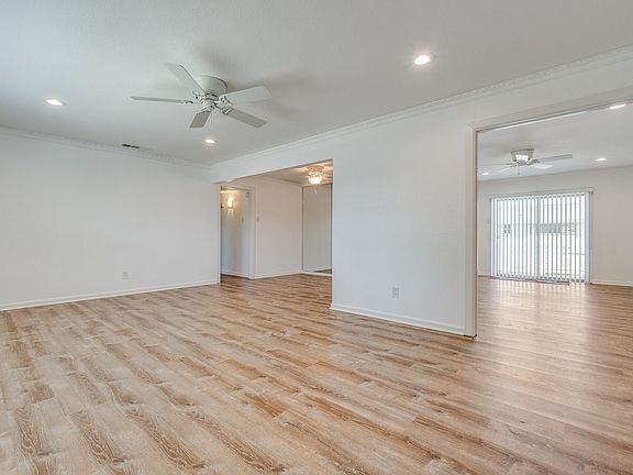 3rd image of 5833 Birchbrook Dr APT 208