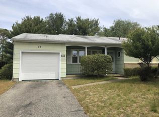 22 Westbrook Dr, Toms River, NJ