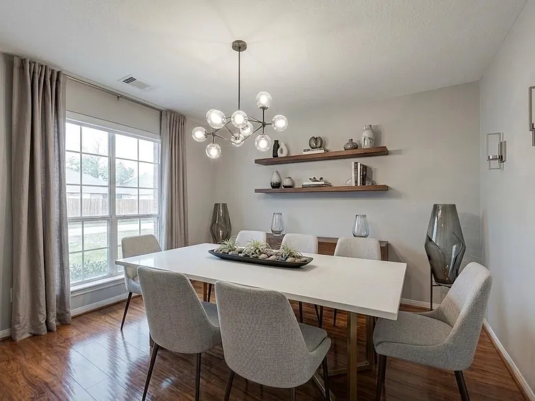17015 Maricella Cir — Photo 2