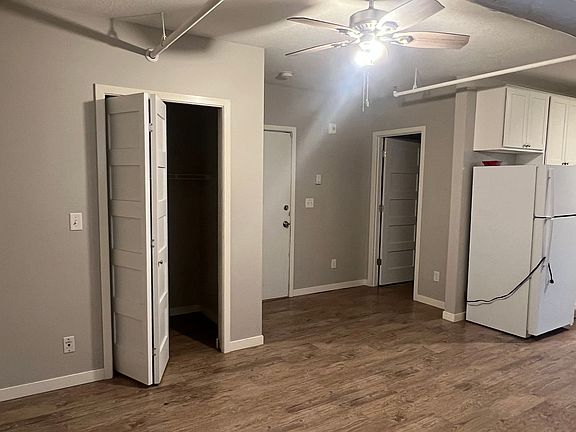 3rd image of 119-23 W 33rd St #1000