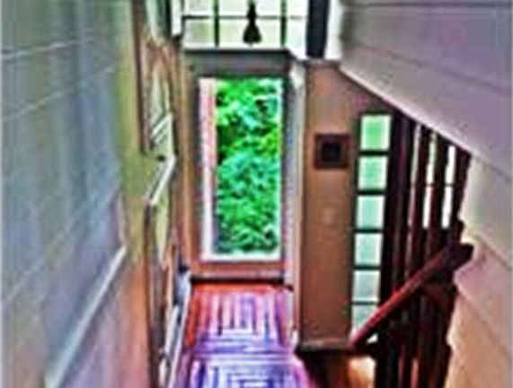 Main entry hallway 