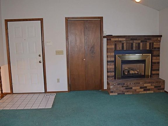 3rd image of 3295 Granger Ave E APT 1