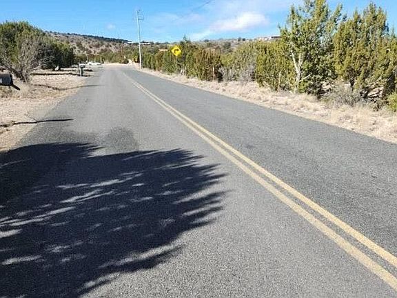 4th image of 2945 W Road 5 N