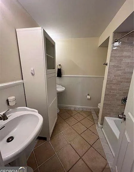 6851 Roswell Rd #K6 — Photo 16