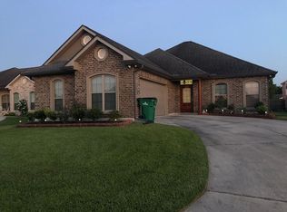 2412 Rue Saint Louis, Gretna, LA 70056