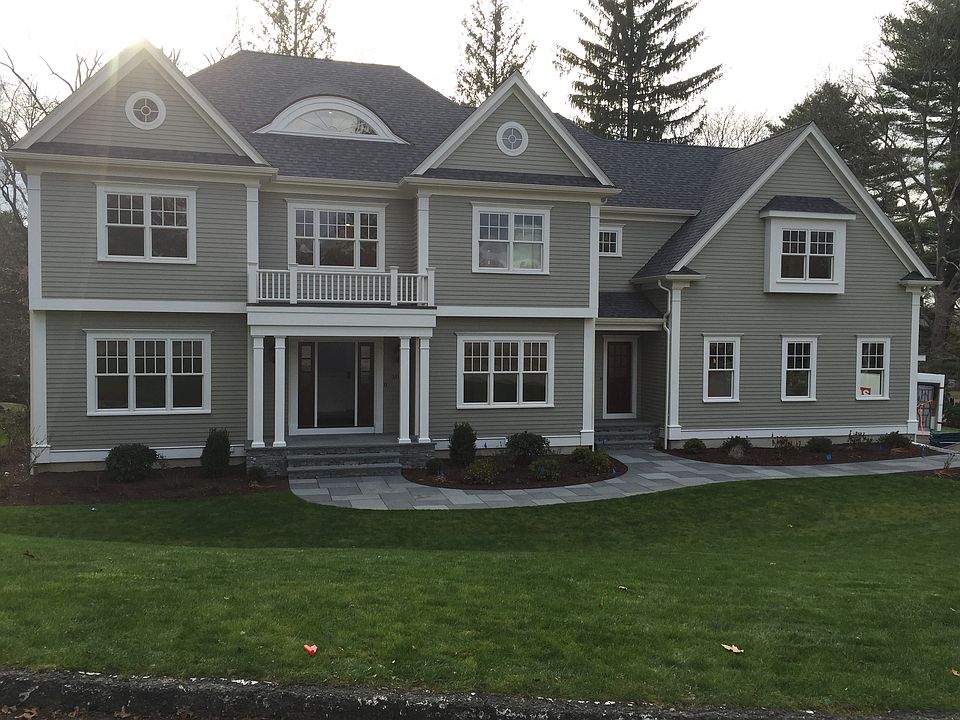 2nd image of 103 Country Club Ln
