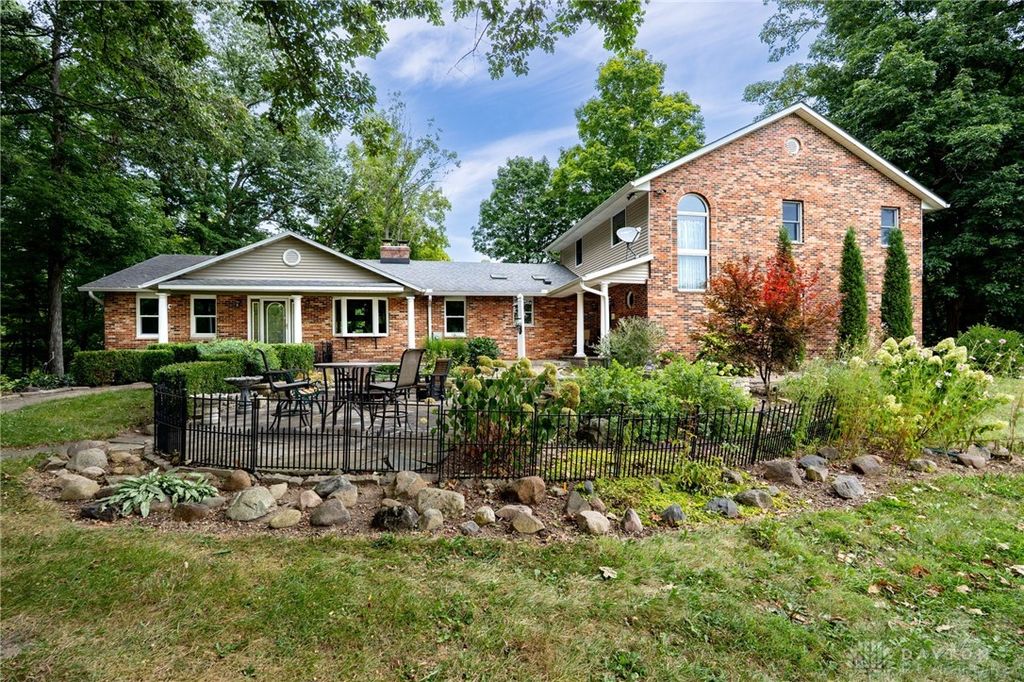 Real estate listing image