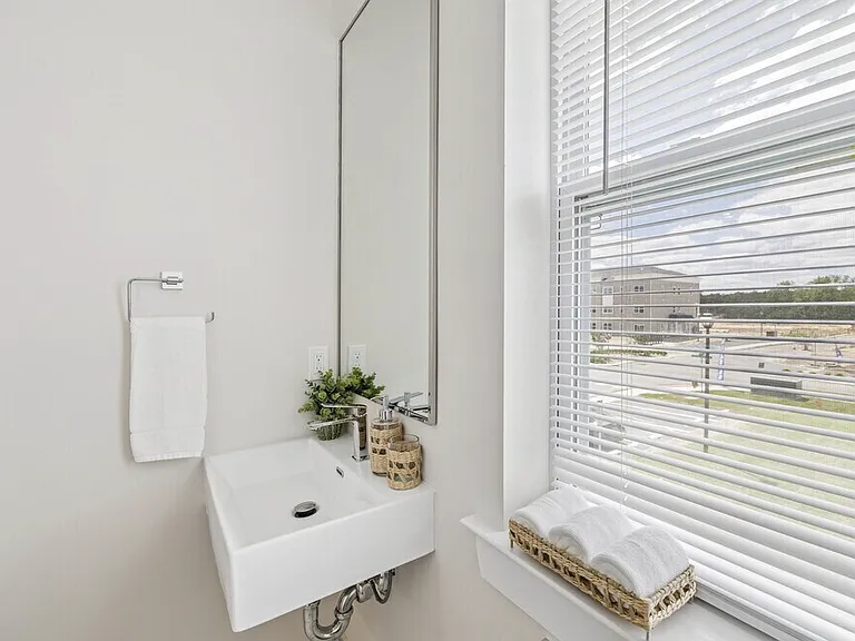 Crest + Den - 2BR, 2BA - 1,520SF-Half Bathroom