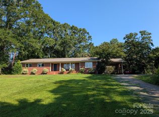 1737 Whitesides Rd, Bostic, NC 28043