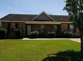 10716 Dogwood Dr, Vancleave, MS 39565