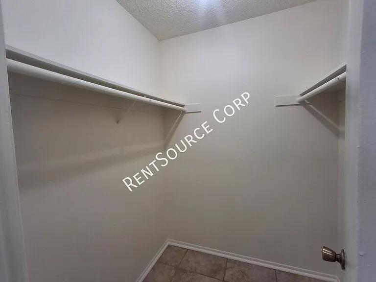 25000 Walnut St #12 — Photo 16