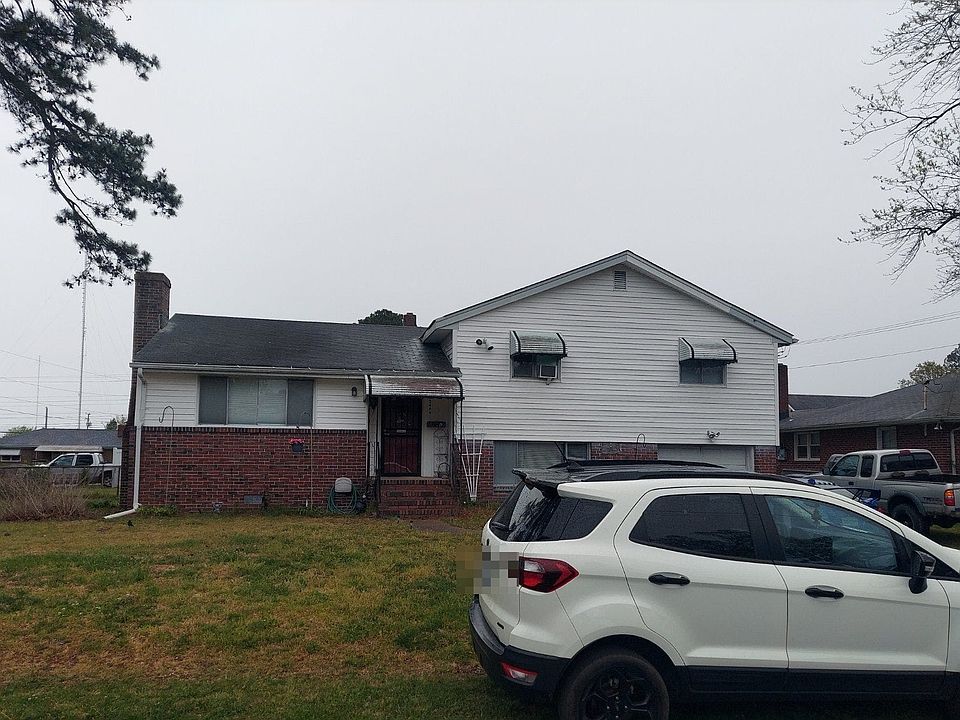 1st image of 3464 S Crestline Dr