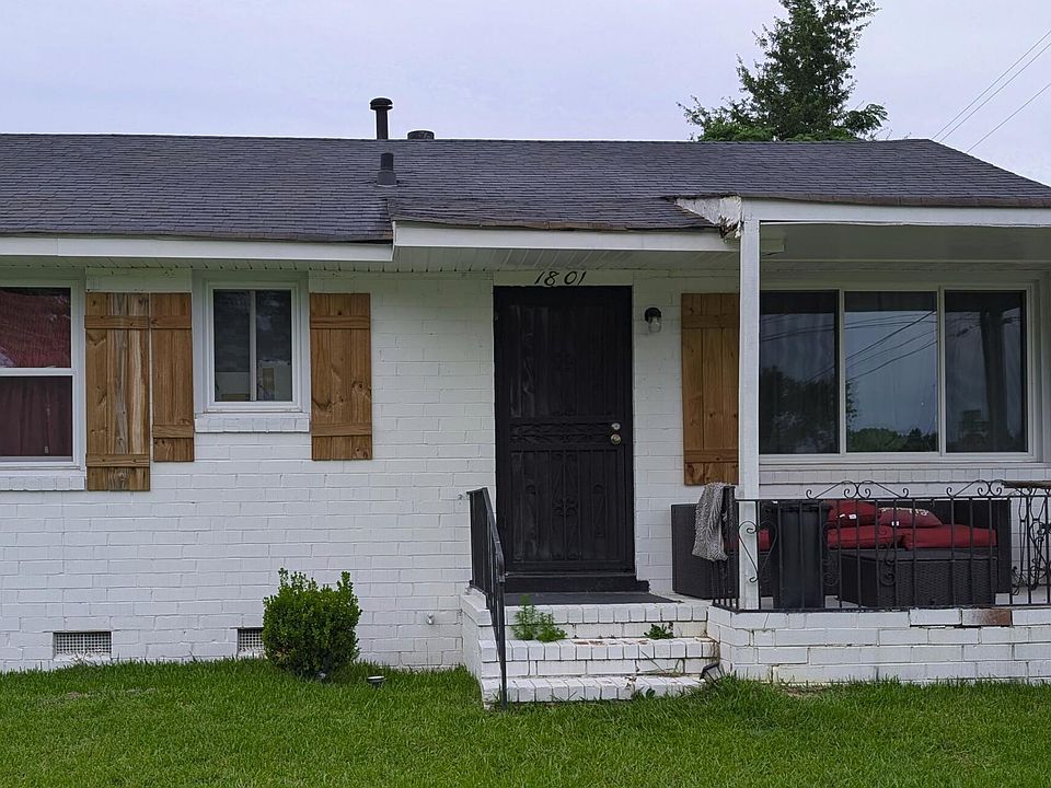 1st image of 1801 Warren Court