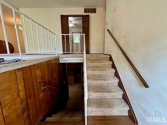2nd image of 620 S Heritage Dr