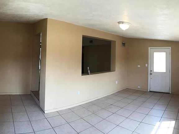 5th image of 1011 Cadillac Dr