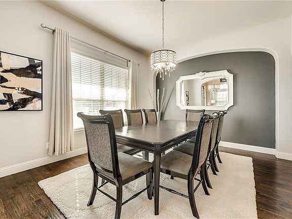 4th image of 371 Marble Creek Ct