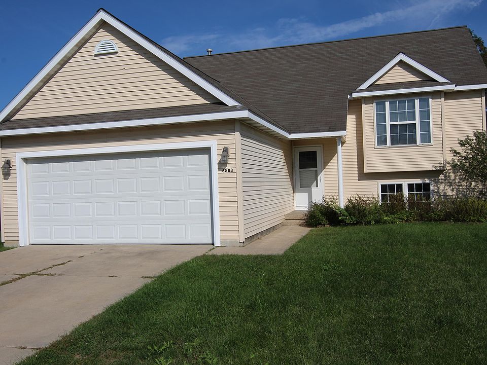 1st image of 6888 Deer Cove Dr SE