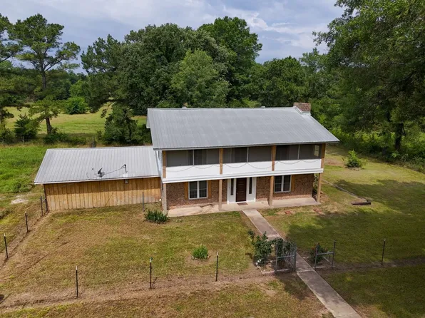 3474 County Road 1412, Bogata, TX 75417