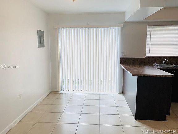 2nd image of 2070 NE 162nd St #1