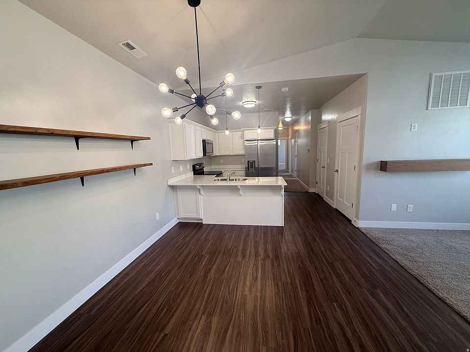 1st image of 1834 W Newcastle Ln #302