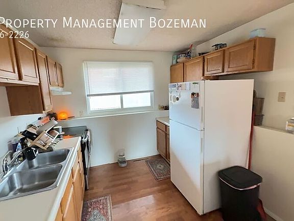 3rd image of 1513 W Koch St