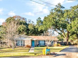 6012 Maplecrest Ct, Mobile, AL 36609