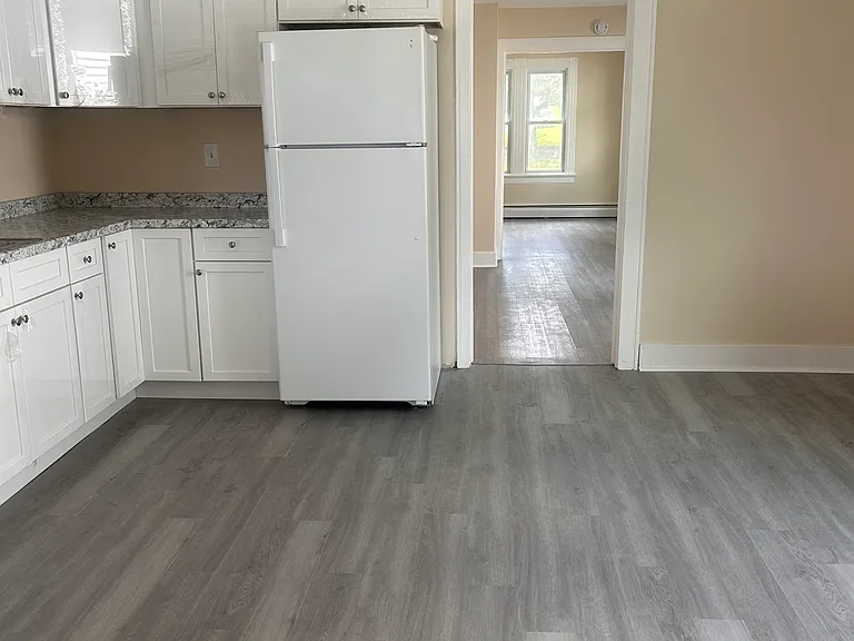640 High St — Photo 7