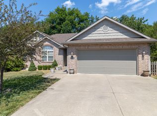 203 Macaw Dr, Columbia, MO 65202
