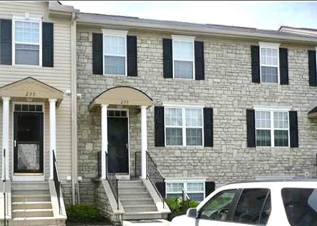 1st image of 299 Oxford Oak Dr
