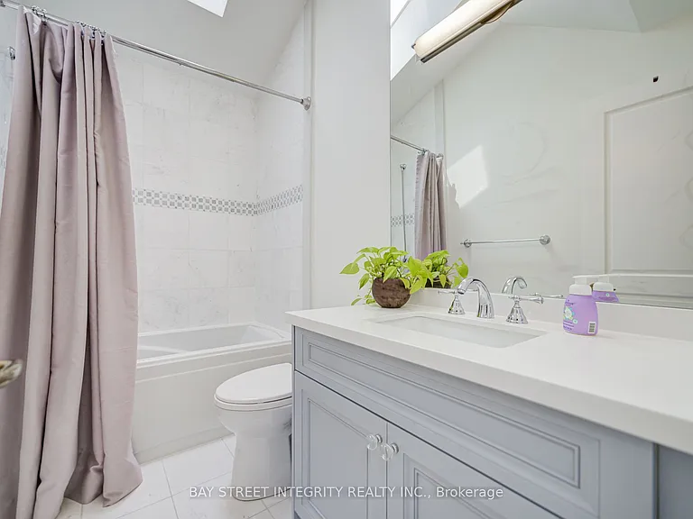 354 Old Orchard Grv — Photo 35