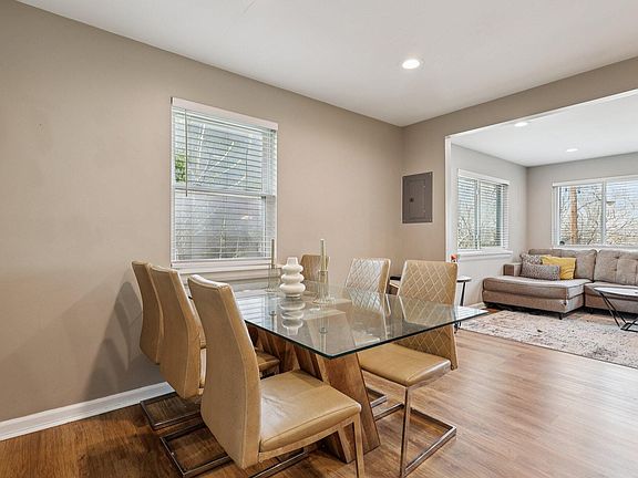 12-web-or-mls-Edgecliff St-S2803-014