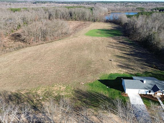 2nd image of 990 Black Jack Rd