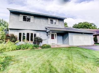 6215 Edgemont Blvd N, Minneapolis, MN 55428