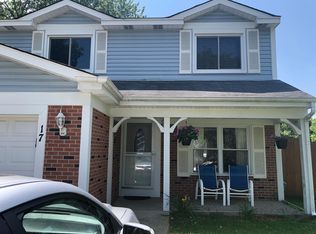 17 Brittany Ln, Glendale Heights, IL