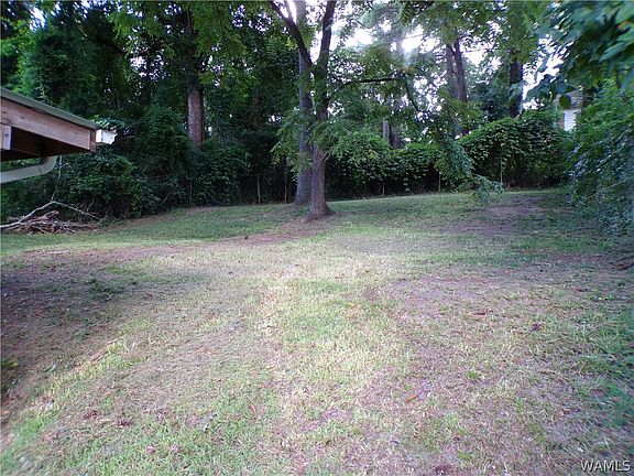 3rd image of 439 2nd Ave NW