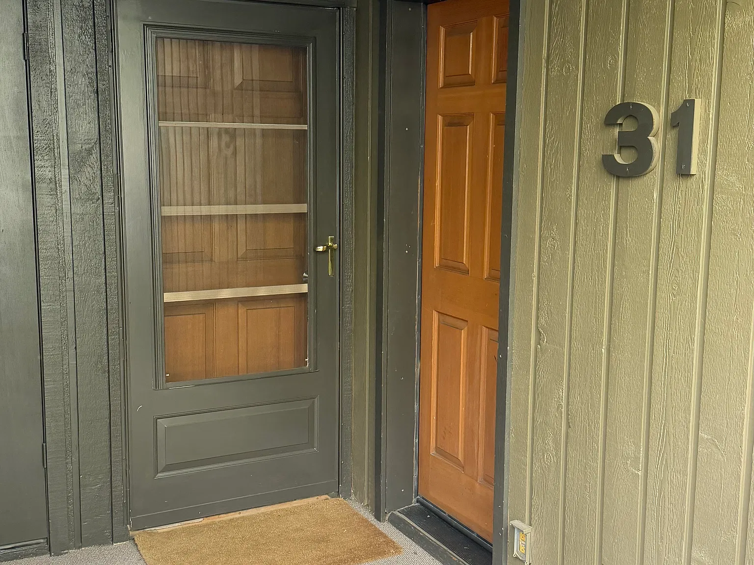 2 bed, 1100 sqft, $3,200 — Photo 3