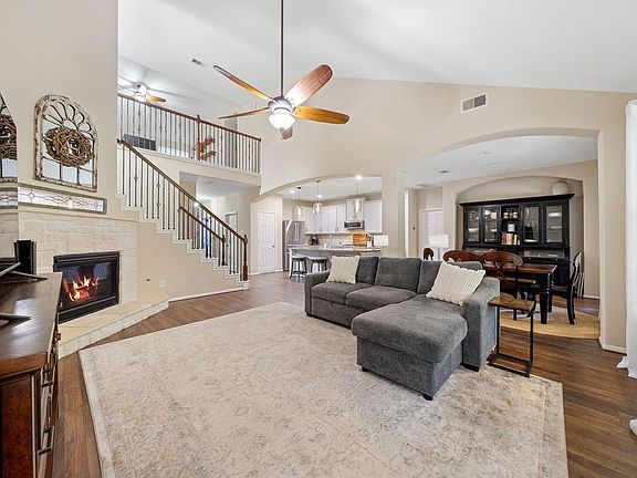 5th image of 19610 Blushing Meadow Drive