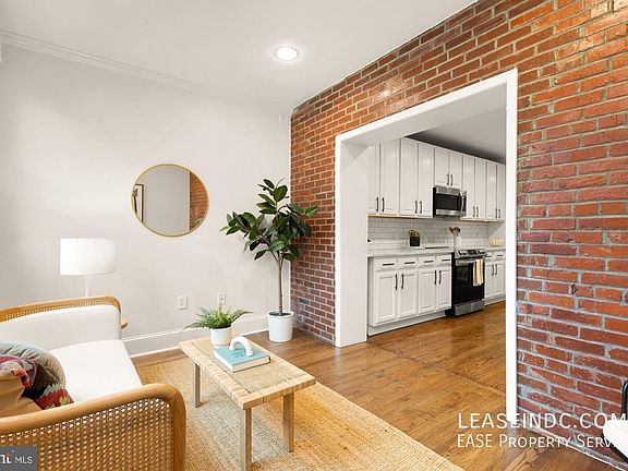 5th image of 1248 Florida Ave NE