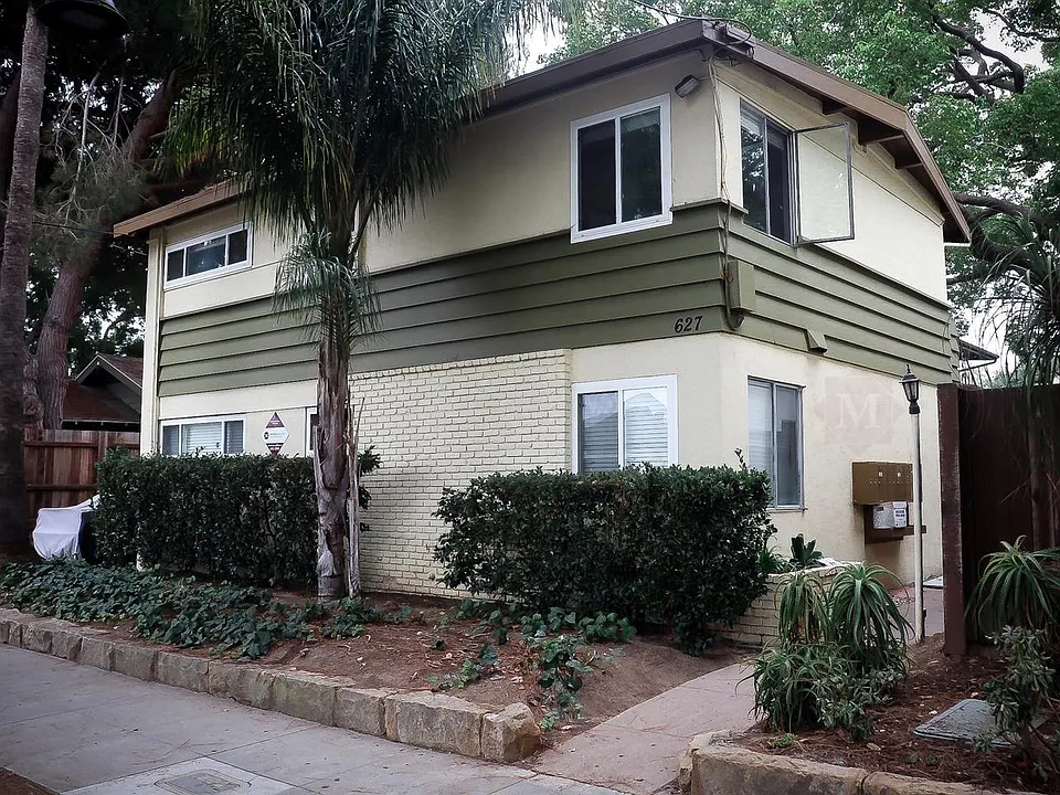 627 De La Vina St #7